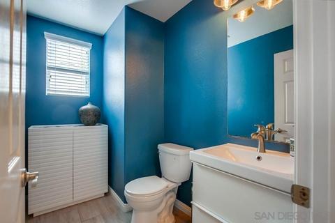 1072 Darwin Dr, Oceanside, CA 92056 photo 13