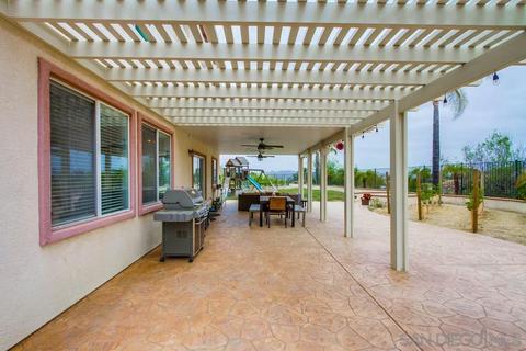 1072 Darwin Dr, Oceanside, CA 92056 photo 28