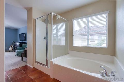 1072 Darwin Dr, Oceanside, CA 92056 photo 17