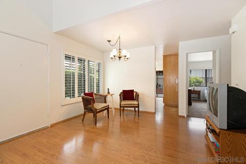 8080 Caminito Mallorca, La Jolla, CA 92037 photo 11