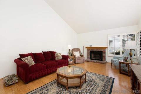 8080 Caminito Mallorca, La Jolla, CA 92037 photo 7