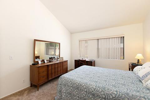 8080 Caminito Mallorca, La Jolla, CA 92037 photo 18