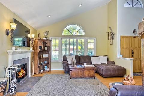 4335 Yosemite St, Carlsbad, CA 92010 photo 5