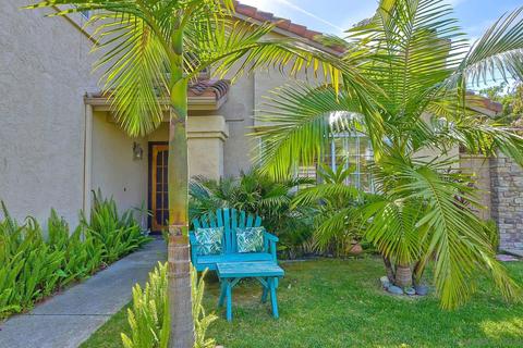 4335 Yosemite St, Carlsbad, CA 92010 photo 2