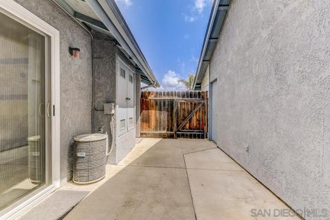 1127 Corral Gln, Escondido, CA 92026 photo 23
