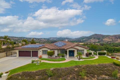 3902 Flowerwood Ln, Fallbrook, CA 92028 photo 1