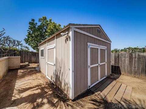1622 York, Vista, CA 92084 photo 9