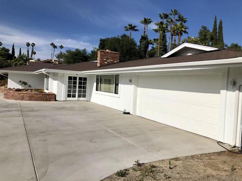 1920 Summit Ridge Dr, Escondido, CA 92027 photo 2