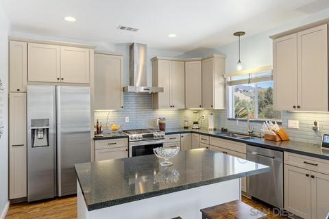 2667 Daisy Ln, Fallbrook, CA 92028 photo 1
