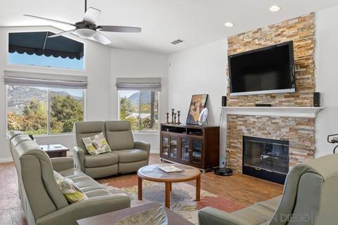 2667 Daisy Ln, Fallbrook, CA 92028 photo 5