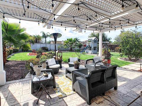 49 Avenida Descanso, Oceanside, CA 92057 photo 1