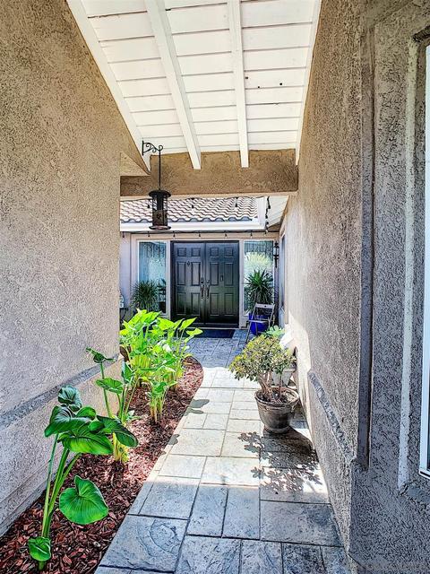 49 Avenida Descanso, Oceanside, CA 92057 photo 3