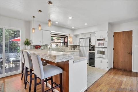 4554 Garfield St, La Mesa, CA 91941 photo 5