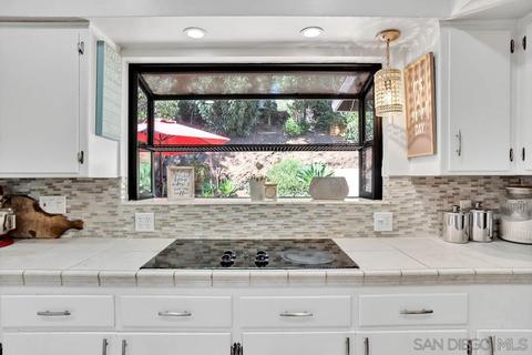 4554 Garfield St, La Mesa, CA 91941 photo 9