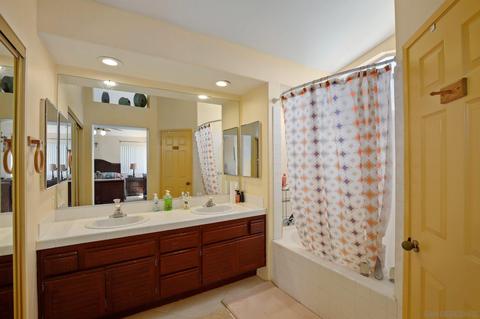 1889 Ithaca Dr, Vista, CA 92081 photo 23