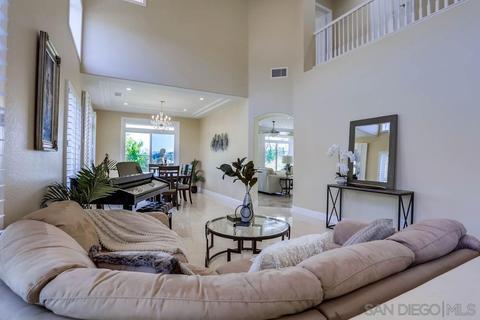 816 Calle Montera, Escondido, CA 92025 photo 4