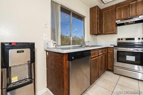 10392 Rochelle Ave, Santee, CA 92071 photo 4
