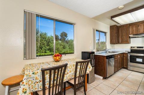 10392 Rochelle Ave, Santee, CA 92071 photo 6