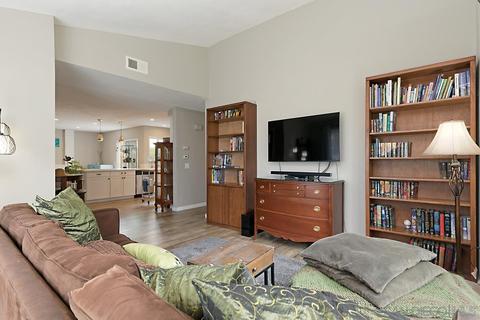 3189 Carr Dr, Oceanside, CA 92056 photo 5