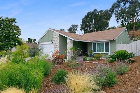 3189 Carr Dr, Oceanside, CA 92056 photo 2