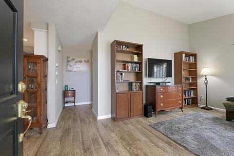 3189 Carr Dr, Oceanside, CA 92056 photo 4