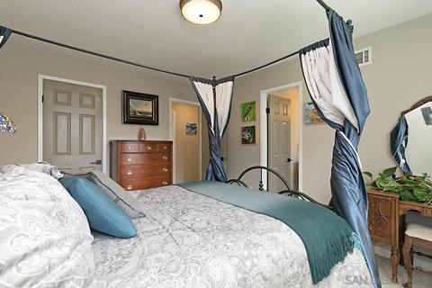3189 Carr Dr, Oceanside, CA 92056 photo 20