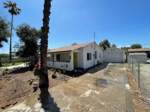 151 E 2nd St, Perris, CA 92570 photo 2