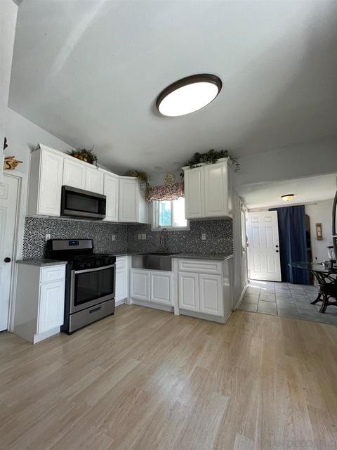 151 E 2nd St, Perris, CA 92570 photo 6