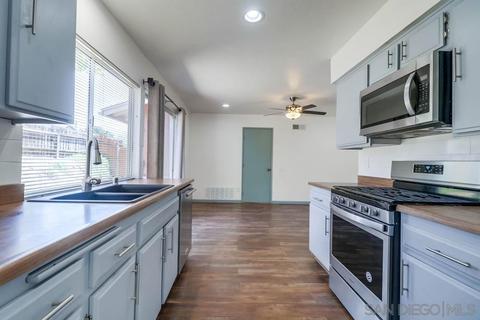 10353 Centinella Dr, La Mesa, CA 91941 photo 8