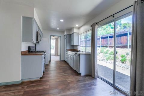 10353 Centinella Dr, La Mesa, CA 91941 photo 6