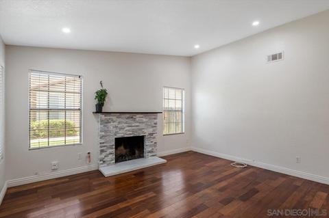2434 Teaberry Gln, Escondido, CA 92027 photo 3