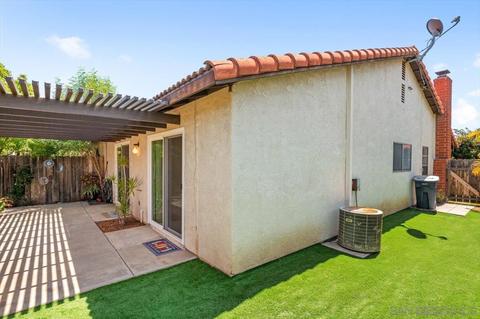 2434 Teaberry Gln, Escondido, CA 92027 photo 11