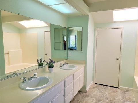5276 Sable Ct, Oceanside, CA 92056 photo 14
