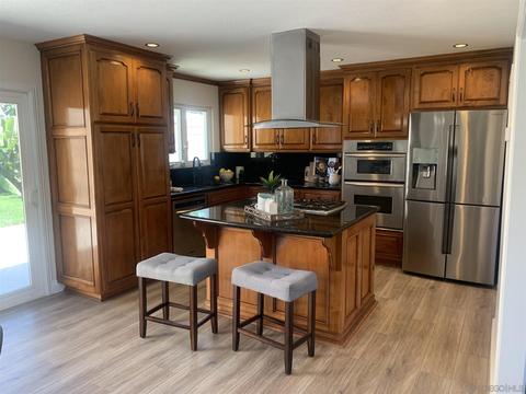 237 Yacon Cir, Vista, CA 92083 photo 16
