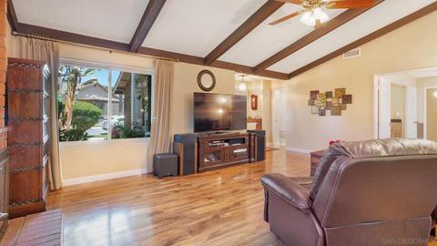 3367 Summer Set Way, Oceanside, CA 92056 photo 6