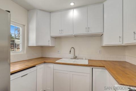 9394 De Camp Dr, La Mesa, CA 91942 photo 9