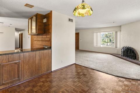 1086 Merritt Dr, El Cajon, CA 92020 photo 6