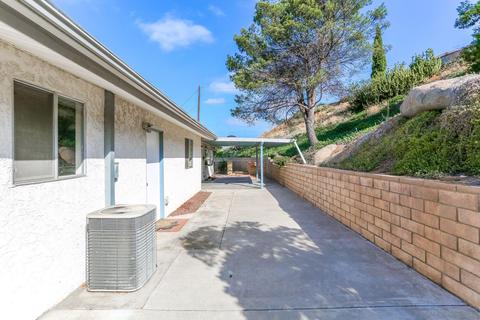 1086 Merritt Dr, El Cajon, CA 92020 photo 32