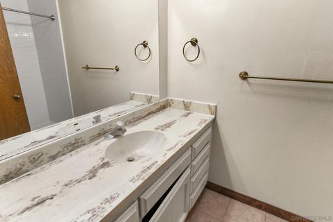 1086 Merritt Dr, El Cajon, CA 92020 photo 19