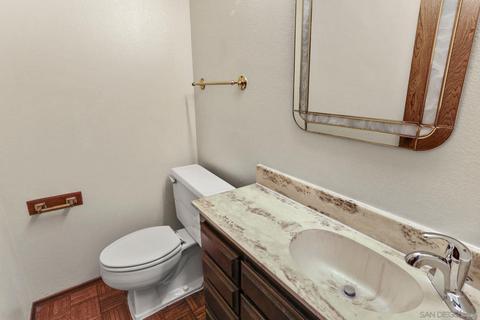 1086 Merritt Dr, El Cajon, CA 92020 photo 21