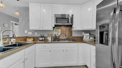 1232 Masterpiece, Oceanside, CA 92057 photo 14