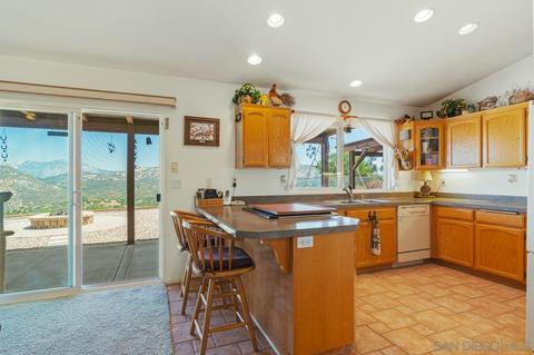 122 Lake View Ln, El Cajon, CA 92021 photo 15