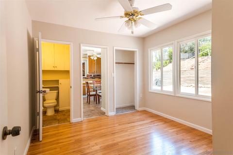 7248 Pearson St, La Mesa, CA 91941 photo 3