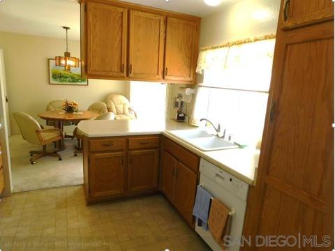 1760 Emogene Pl, Escondido, CA 92026 photo 3