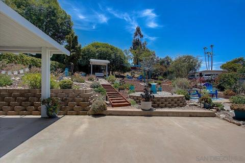 1105 Oak Dr, Vista, CA 92084 photo 24