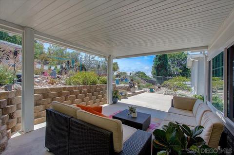 1105 Oak Dr, Vista, CA 92084 photo 23