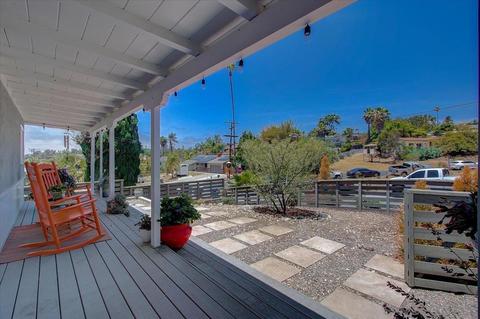 1105 Oak Dr, Vista, CA 92084 photo 3