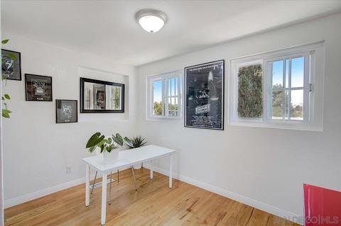 1105 Oak Dr, Vista, CA 92084 photo 13