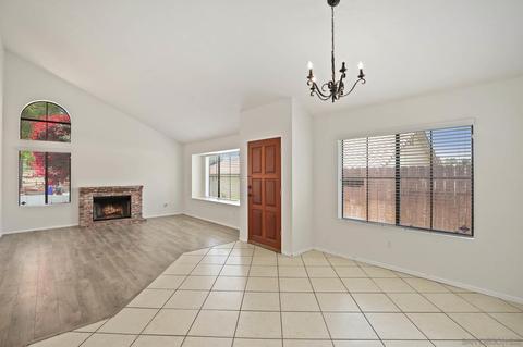 342 Comstock Ave, San Marcos, CA 92069 photo 3