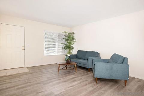 13355 Carriage Rd, Poway, CA 92064 photo 4